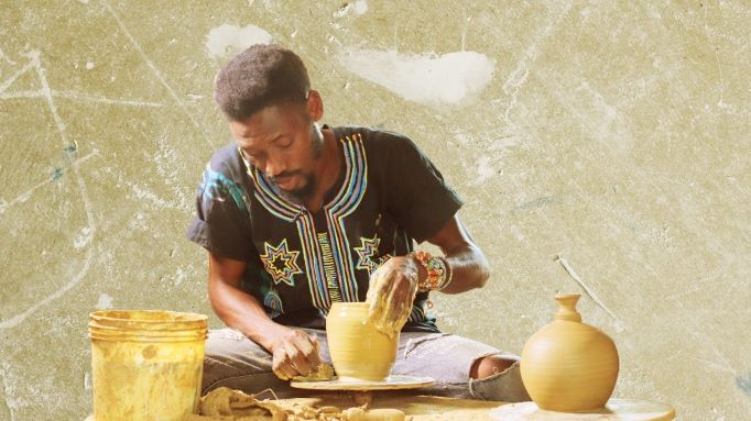 Pottery For Beginners: Make Amazing Objects From Clay